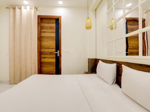Peacefulhuts Premium 3bhk Near Airport And Manipal Hospital Apartment